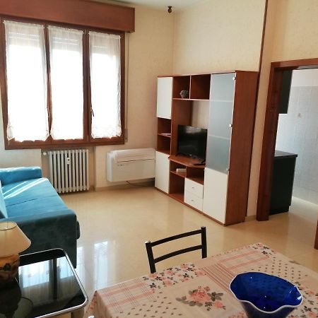 Viale Barozzi 118 Apartman Modena Kültér fotó