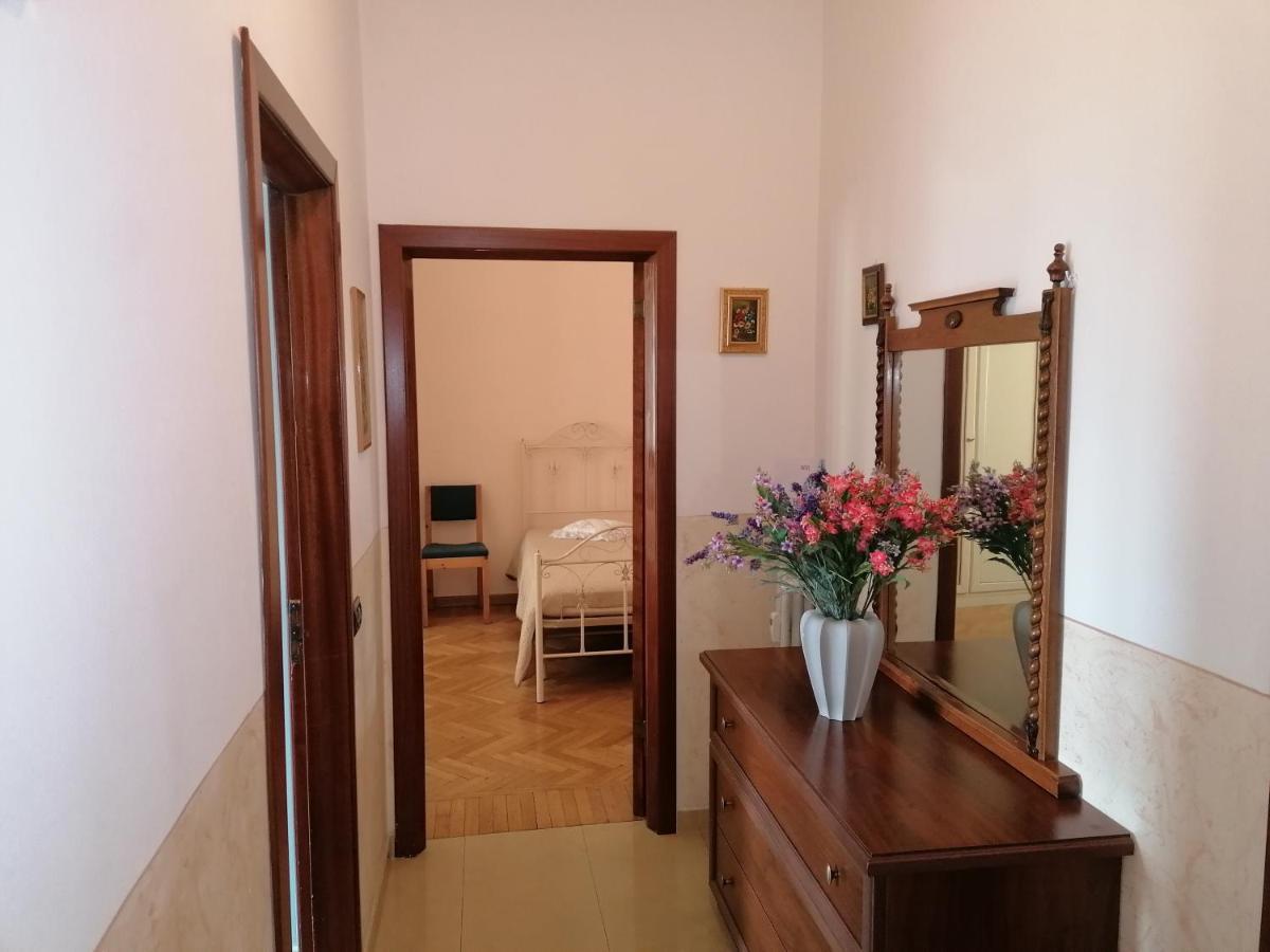 Viale Barozzi 118 Apartman Modena Kültér fotó