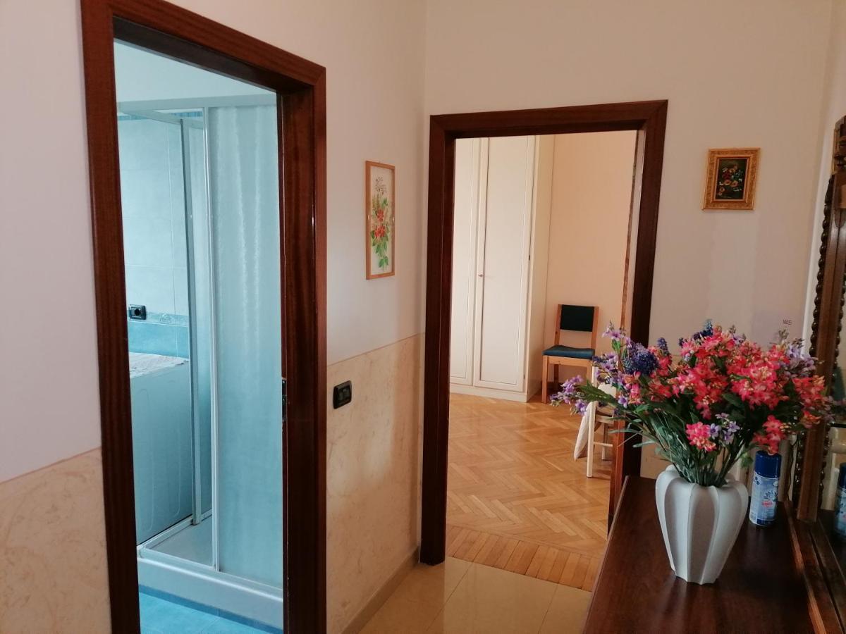 Viale Barozzi 118 Apartman Modena Kültér fotó