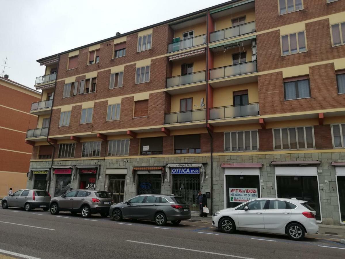 Viale Barozzi 118 Apartman Modena Kültér fotó